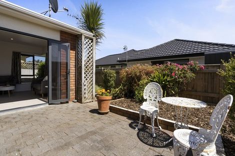 Photo of property in 15a Sanders Avenue, Westown, New Plymouth, 4310