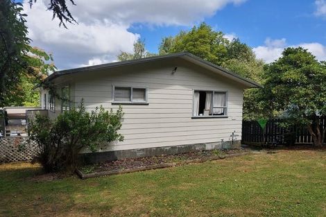 Photo of property in 25 Hartford Crescent, Totara Park, Upper Hutt, 5018