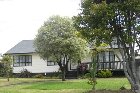 Photo of property in 5 Cottrell Place, Clendon Park, Auckland, 2103