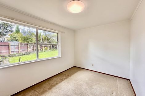 Photo of property in 32 Powrie Street, Glenfield, Auckland, 0629