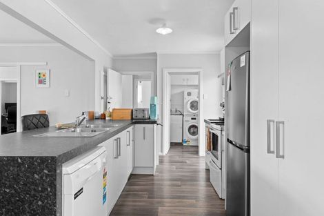 Photo of property in 6a Hume Place, Fairfield, Hamilton, 3214