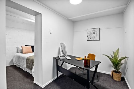 Photo of property in 20 Stuart Place, Blagdon, New Plymouth, 4310