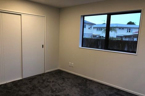 Photo of property in 228b Pakuranga Road, Pakuranga Heights, Auckland, 2010