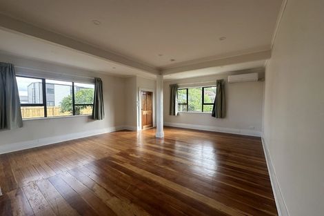 Photo of property in 18 Lupton Road, Manurewa, Auckland, 2102