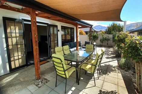 Photo of property in 73b Molyneux Avenue, Cromwell, 9310