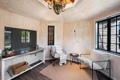 Photo of property in 181 Vigor Brown Street, Napier South, Napier, 4110