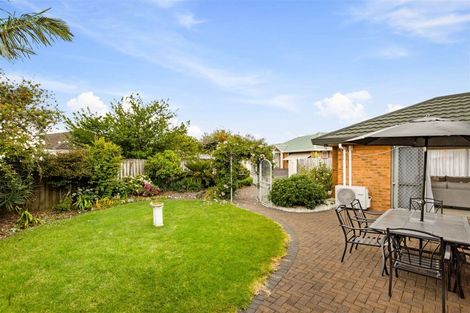 Photo of property in 10 Suncrest Drive, West Harbour, Auckland, 0618