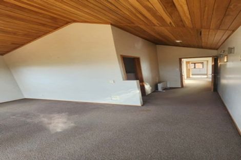 Photo of property in 1/83 East Coast Road, Castor Bay, Auckland, 0620