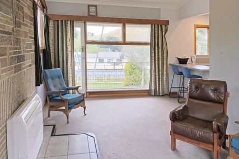 Photo of property in 33 Halsey Street, Clinton, 9534