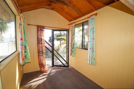 Photo of property in 372 Thames Coast Sh25 Road, Thornton Bay, Thames, 3575