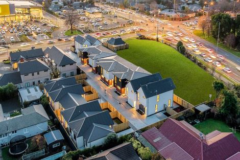 Photo of property in 198 Main North Road, Redwood, Christchurch, 8051