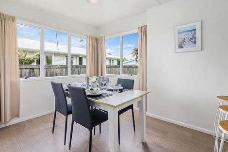 Photo of property in 20 Clyde Street, Utuhina, Rotorua, 3015