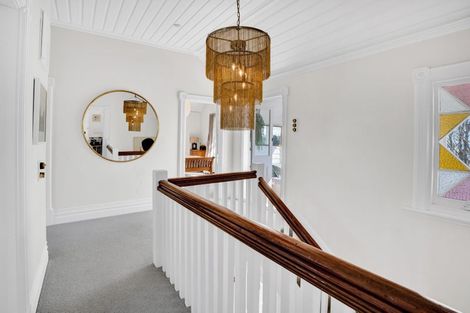 Photo of property in 5 Rogan Street, New Plymouth, 4310