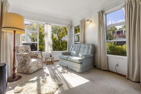 Photo of property in 127 Moore Street, Hillcrest, Auckland, 0627