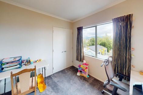 Photo of property in 24 Lydia Place, Kelvin Grove, Palmerston North, 4414