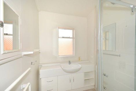 Photo of property in 15 Ethel Mcmillan Place, North Dunedin, Dunedin, 9016