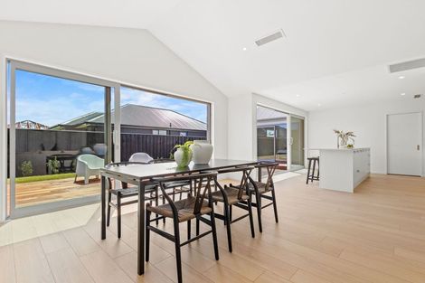 Photo of property in 52 Greig Crescent, Amberley, 7481