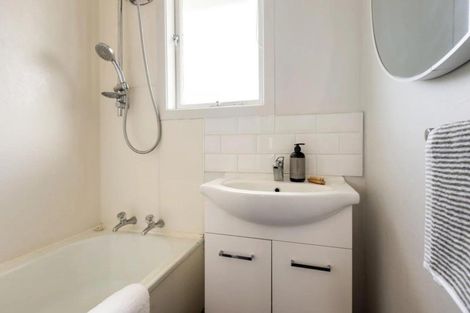 Photo of property in 74 Arnold Street, Leamington, Cambridge, 3432
