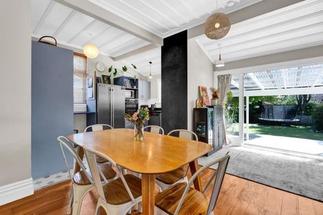 Photo of property in 192 Tukapa Street, Westown, New Plymouth, 4310