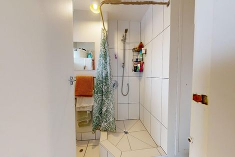 Photo of property in 12/4 Claremont Grove, Mount Victoria, Wellington, 6011