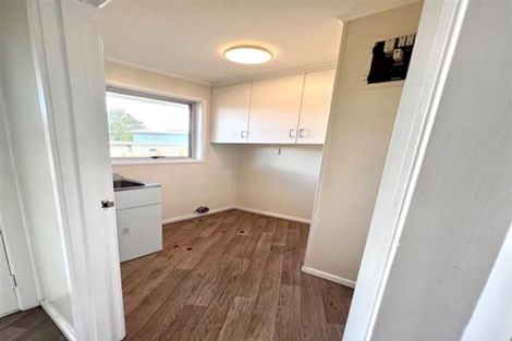 Photo of property in 13 Harmel Road, Glendene, Auckland, 0602