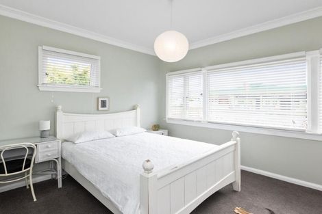 Photo of property in 1111a Heretaunga Street East, Parkvale, Hastings, 4122