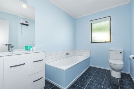 Photo of property in 26 Mercury Way, Whitby, Porirua, 5024