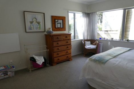 Photo of property in 76 Makara Road, Karori, Wellington, 6012