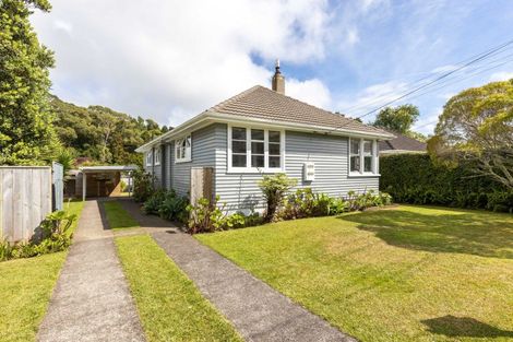 Photo of property in 5 Camden Street, Vogeltown, New Plymouth, 4310