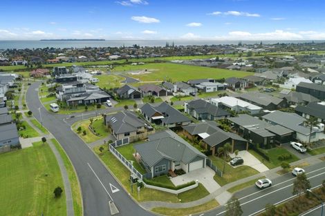 Photo of property in 95 The Boulevard, Papamoa Beach, Papamoa, 3118