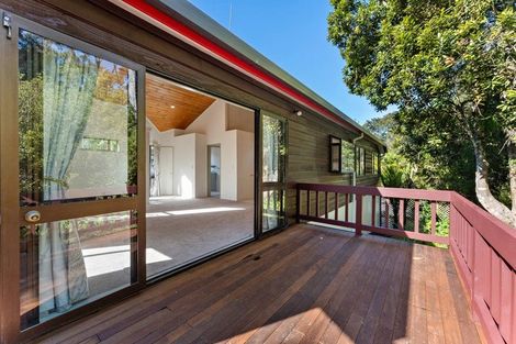 Photo of property in 2/18 Fernwood Grove, Bayview, Auckland, 0629