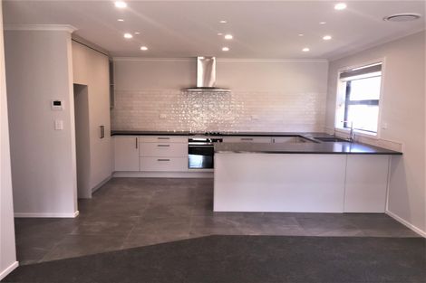 Photo of property in 3 Te Ripo Rise, Cambridge, 3434