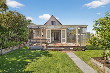 Photo of property in 380 Keyes Road, New Brighton, Christchurch, 8083