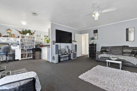 Photo of property in 17 Tui Pa Road, Te Aroha, 3392