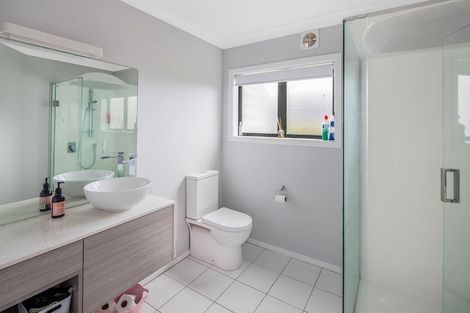 Photo of property in 7 Claverton Grove, Churton Park, Wellington, 6037