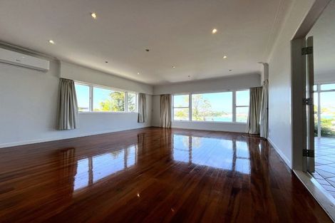 Photo of property in 26 Bucklands Beach Road, Bucklands Beach, Auckland, 2012