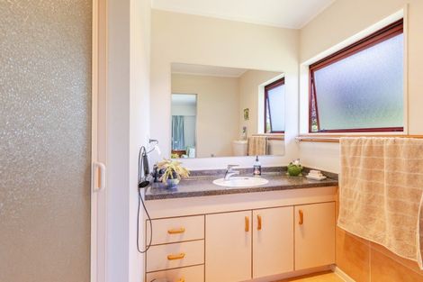 Photo of property in 41 Domain Road, Waipawa, 4210