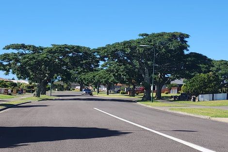 Photo of property in 29 Edgewater Grove, Whakatane, 3120