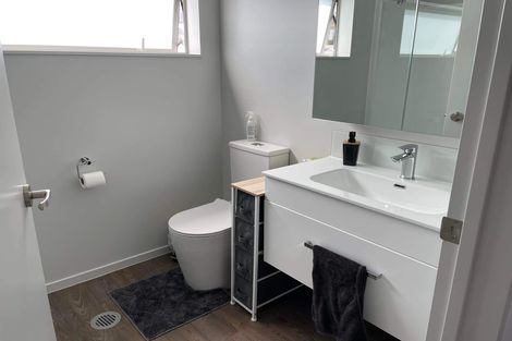 Photo of property in 52 Matawhanga Drive, Wattle Downs, Auckland, 2103