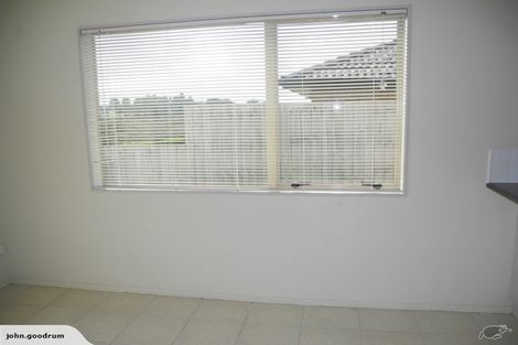 Photo of property in 24 Stranraer Crescent, Wattle Downs, Auckland, 2103