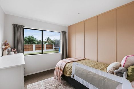 Photo of property in 17 Opal Drive, Papamoa Beach, Papamoa, 3118