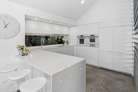 Photo of property in 23 Duncansby Road, Stanmore Bay, Whangaparaoa, 0932