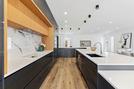 Photo of property in 35 Pacific Heights Road, Orewa, 0931