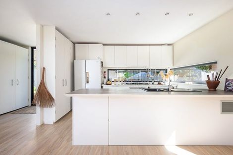 Photo of property in 3 Plumwood Lane, Cashmere, Christchurch, 8022