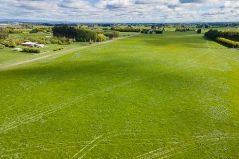 Photo of property in 33 Mckellar Road, Seaward Bush, Invercargill, 9871