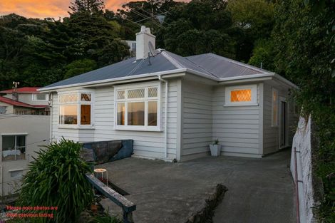 Photo of property in 108 Grafton Road, Roseneath, Wellington, 6011