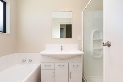 Photo of property in 11a Warwick Place, Brookfield, Tauranga, 3110