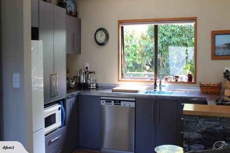 Photo of property in 11 Evergreen Place, Sunshine Bay, Queenstown, 9300