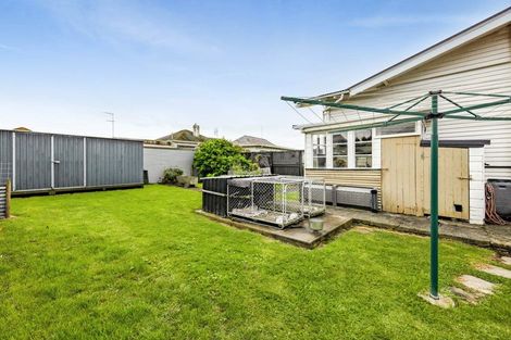 Photo of property in 8 Lincoln Street, Patea, 4520