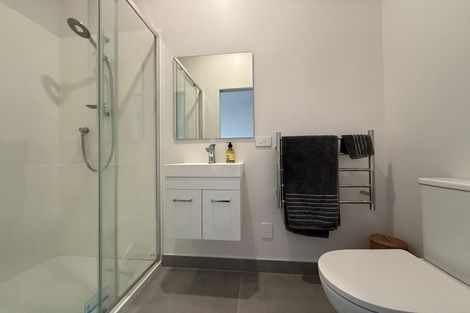 Photo of property in 22 Koiora Road, Clarks Beach, 2122